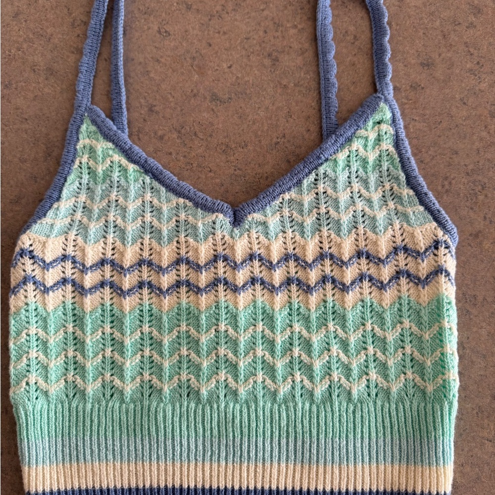 American Eagle Outfitters Mint Green and Navy Knit Top